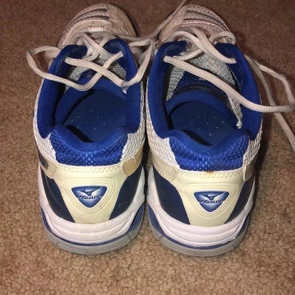 MIZUNO : womens athletic shoes - Picture 3 of 6